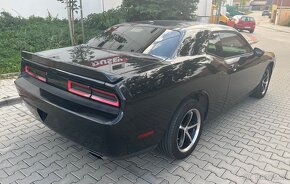 Dodge Challenger 3.6 V6 227kw - 5