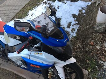 Suzuki GSX-R 1000 L4 - 5