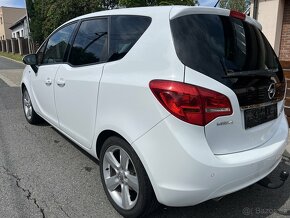 Opel Meriva 1.4, 103 kw benzín. 2012. Panoramatická střecha. - 5