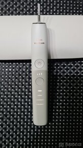 Elektrický kartáček Philips Sonicare DiamondClean HX9911/27 - 5