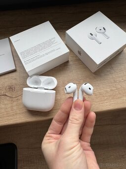 Apple AirPods 4 - 5