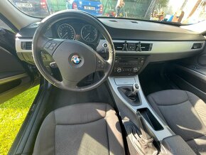 BMW 318D - 5