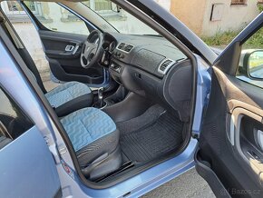 ŠKODA ROOMSTER 1.6i 16V benzin, 77kW - 5