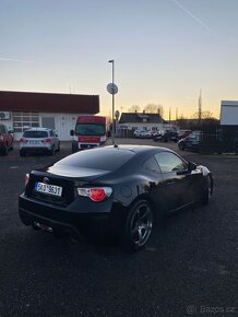 Toyota GT86, manuál - 5