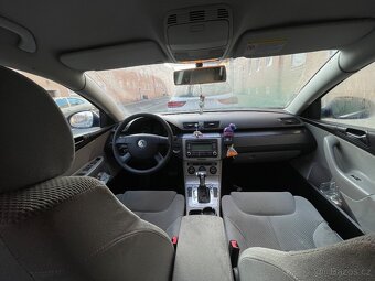 Volkswagen Passat B6 2.0 TDI 103kW Variant - 5