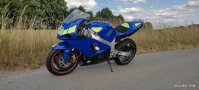 Suzuki GSX-R 600 - 5