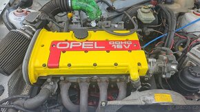 Závodní speciál Opel Astra F GSI - 5