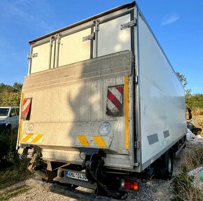 Chladírenské nákladní vozidlo IVECO - 5