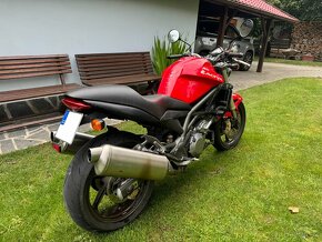 Cagiva Raptor 1000 - 5