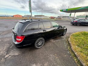 Mercedes C200 - 5