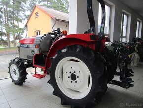 YANMAR 24 Hp - 5