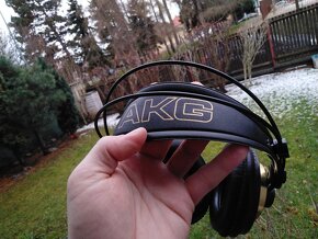 Sluchátka AKG. K240 - 5