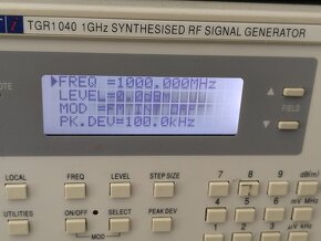 TTi TGR 1040 signální generátor 10 MHz – 1.000 MHz - 5