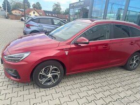 Hyundai i30 kombi 1,5 T-GDI/ r.v. 4/2021, km: 54 050 - 5