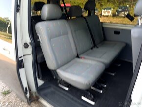 Volkswagen Transporter T5 2.5 TDi 96 kW rv 2005 - 5