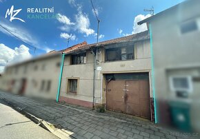 Prodej podílu 1/2 rodinného domu 235 m², pozemek 1 312 m² - 5