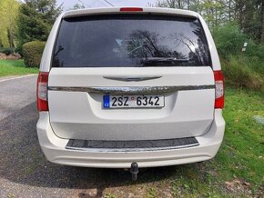 CHRYSLER TOWN & COUNTRY 3.6 - LPG + tažné + druhá sada kol - 5