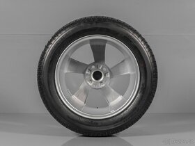 ŠKODA KAROQ 4x4 DENOM ORIG R19 LETNÍ 225/55/17 5x112 (2723B) - 5