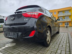 Hyundai i30 World Cup FIFA Edition - 5