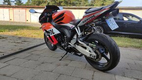 Honda CBR 1000rr Fireblade Repsol - 5