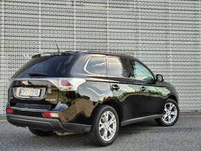 Mitsubishi Outlander 2.2D 4x4 Automat, 7 míst - 5