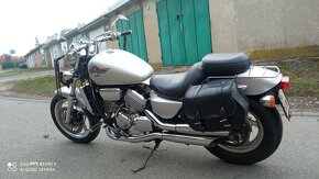 Honda  VF 750C Magna - 5