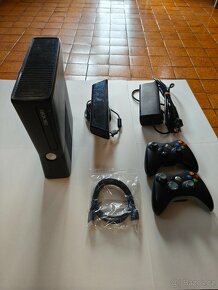 Xbox 360 kinect+43her,vlastní výběr z 200 her,3měsíce záruka - 5