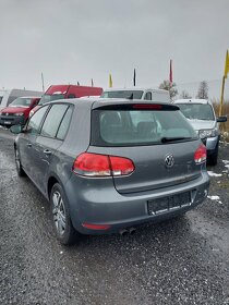 Volkswagen Golf 2.0TDi 100Kw Comfortline - 5