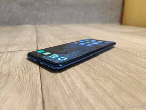 Xiaomi Mi 9 LTE 64GB modrá - 5