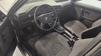 Bmw e30 2.5i - 5