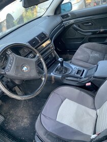 BMW e39 523 2.5 benzin na díly - 5