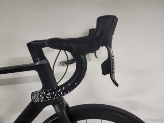 Canyon Ultimate CF SLX Disc 9.0 ETAP. Velikost XL - 5