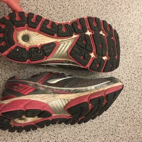 Brooks Glycerin 10 > dámské běžecké silniční boty, vel. 39 - 5