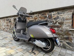 Vespa GTS 300 SUPER TECH - 5