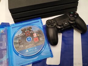 PlayStation 4 PRO - 5