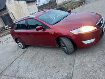 Nabízím Ford Mondeo Combi rok výroby 2008,motor 2,0tdci 103k - 5