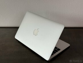 MacBook Air 11" 2011 64GB / i5 / 2GB RAM - DPH - 5