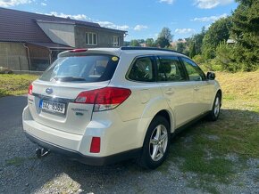 Subaru outback 2.5i/ cng  4X4 - 5