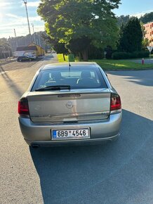 Opel Vectra C GTS 2.2i - 5