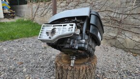 Sekačkový motor Briggs & Stratton 625 190cc - 5