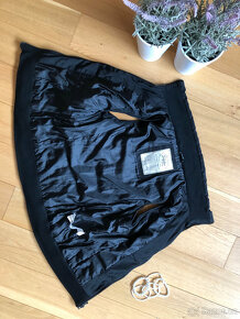 Černá prošívaná teplá vesta Zara, vel M - 5