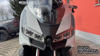 Nový skutr LINHAI ADV BUCK 125 - 5