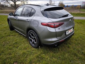 Alfa Romeo Stelvio 2.0tb q4 Veloce - 5