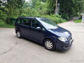 VW Touran 1.9tdi, 77kw,  rok 2010....5míst. - 5