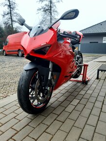 Panigale V2    2021/8 - 5