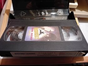 5ks originálních videokazet VHS - 5