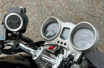 Honda CBF250, s příslušenstvím - 5