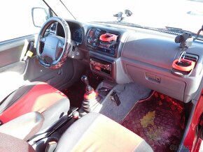 Suzuki Jimny 1.3i 16V 4WD Cabrio, 59 kW, 4X4 - 5