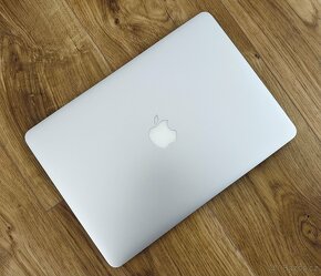 Prodám Macbook Air 13 2017 silver 256gb - 5