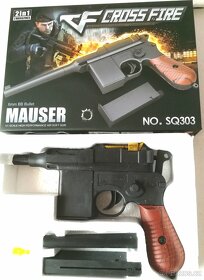 Manuální  airsoft Plastová pistole je replikou    Mauser C96 - 5